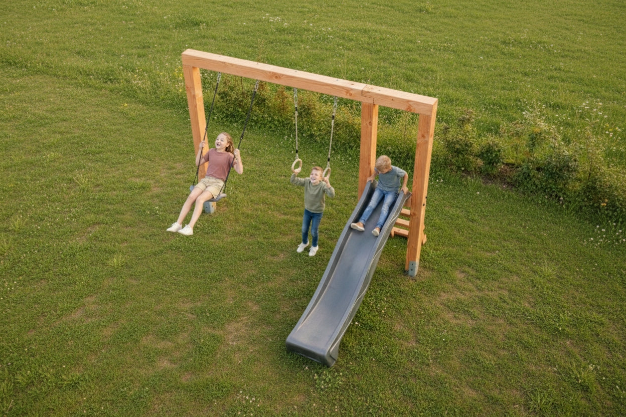 EXIT Ivy play tower with slide and swing