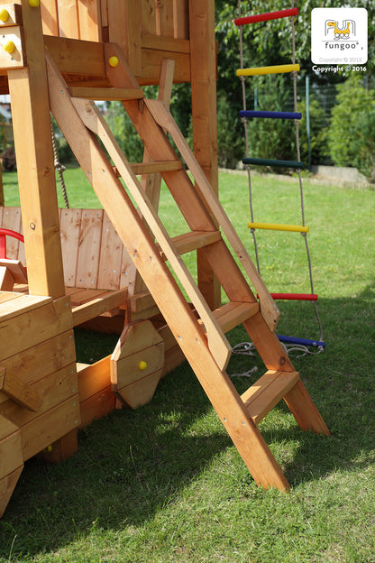 Spielturm Joy mit Rutsche blau, Holzdach und Sandkasten