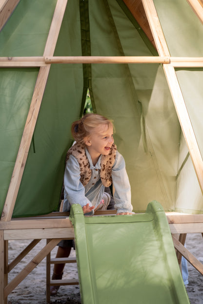 EXIT Yuki 350 Holzspielhaus mit Rutsche und Matschküche