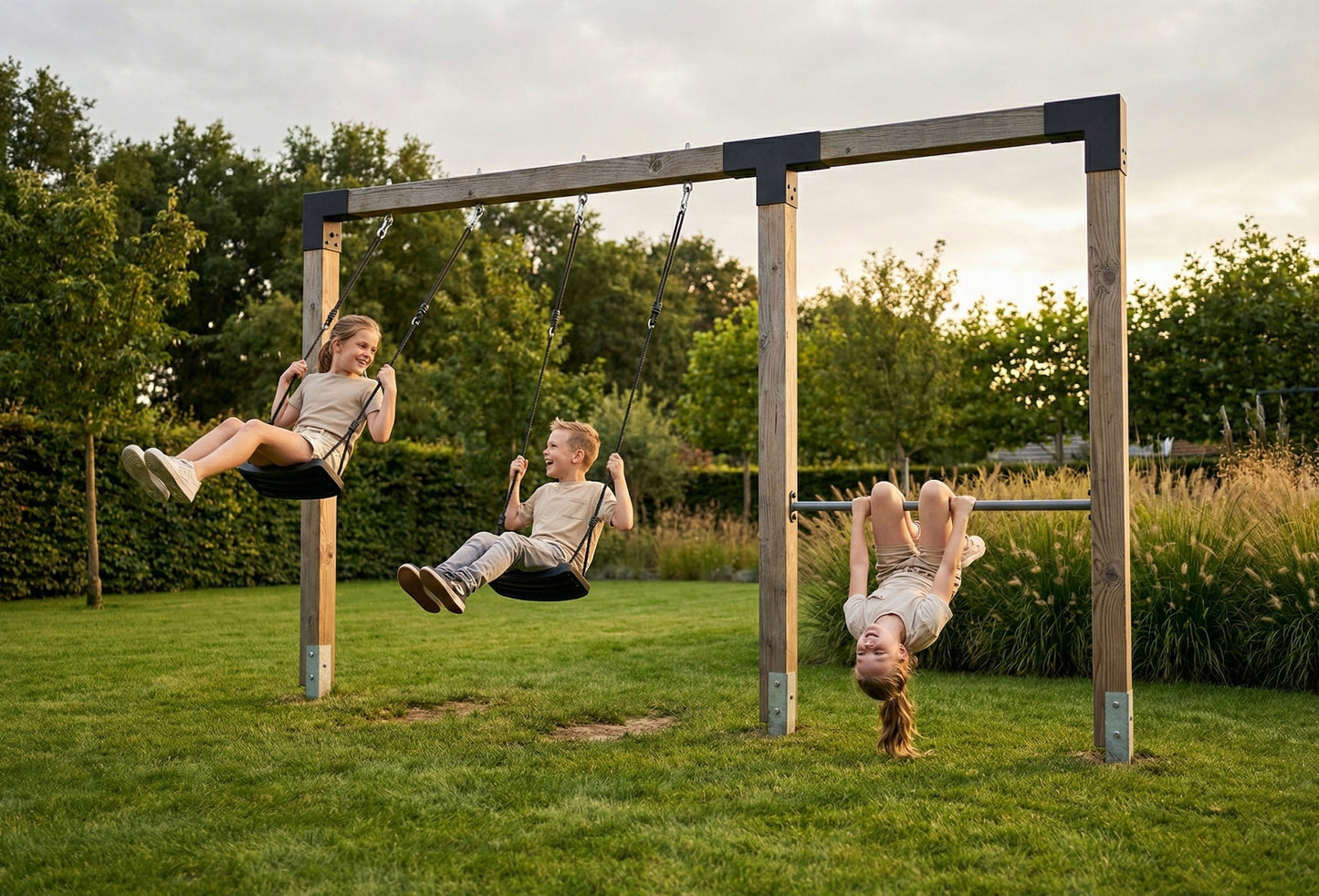 EXIT Linea Robust 110 doppelte Holzschaukel mit Reckstange