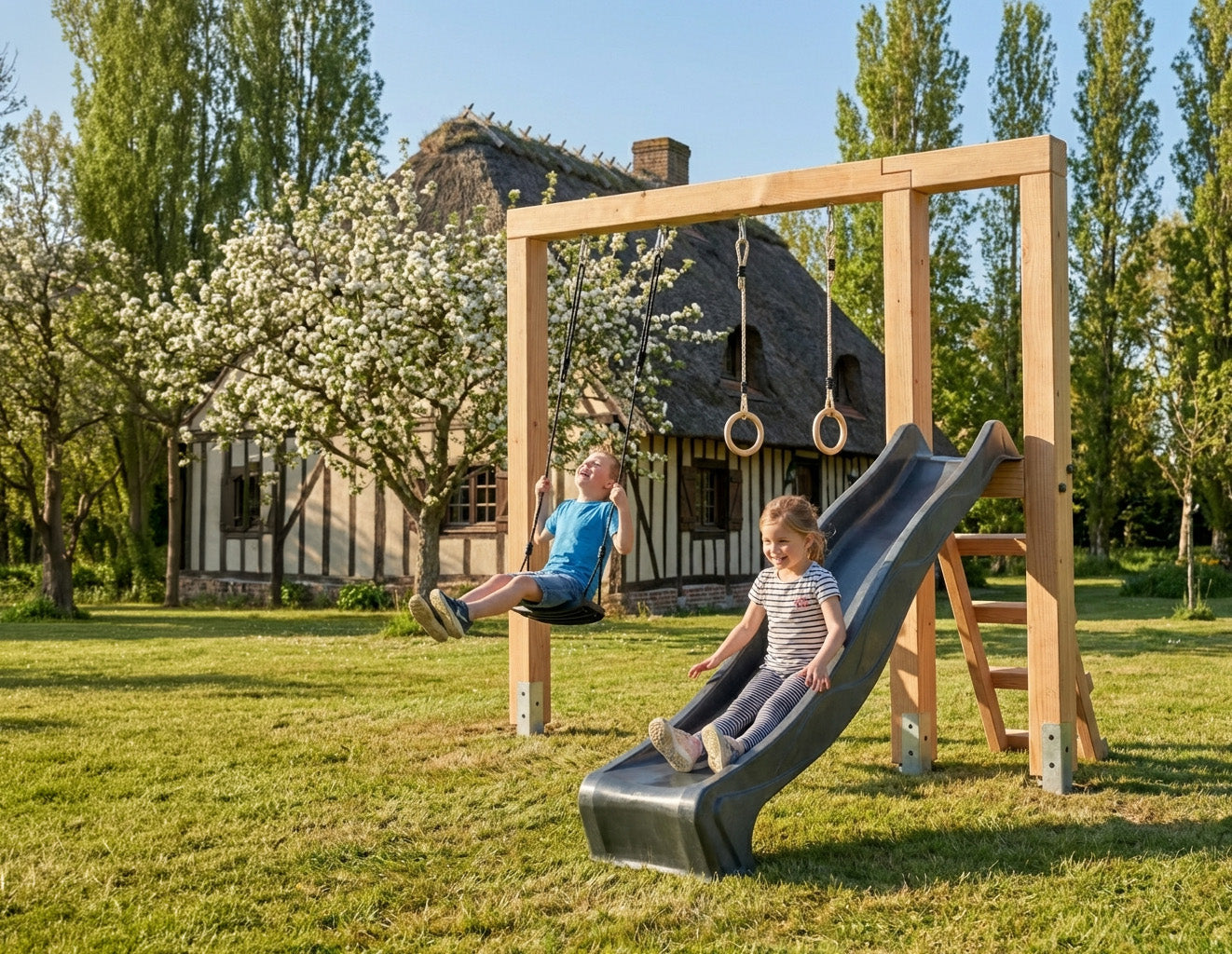 EXIT Ivy play tower with slide and swing