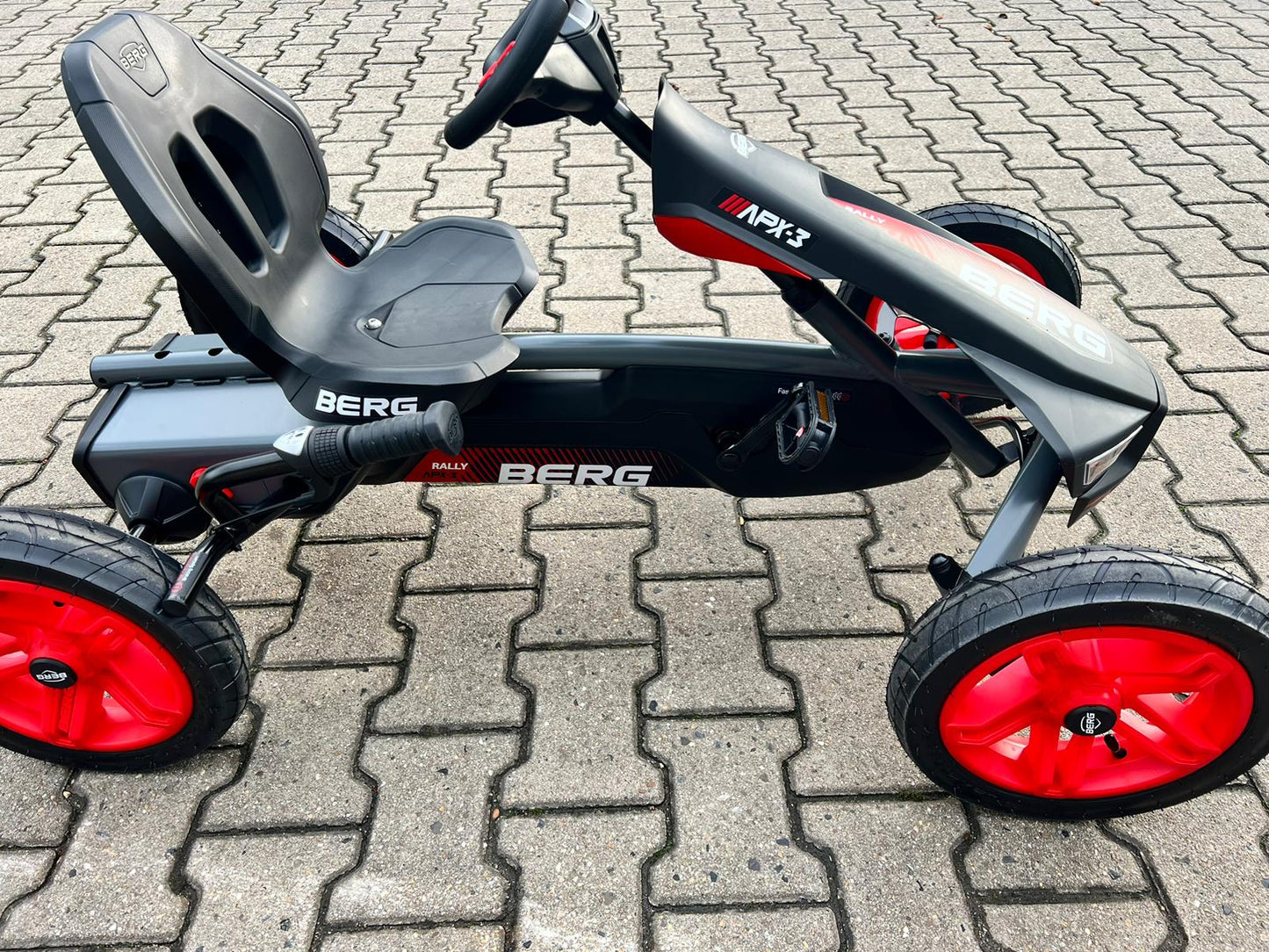 BERG Gokart Rally APX Rot BFR-3